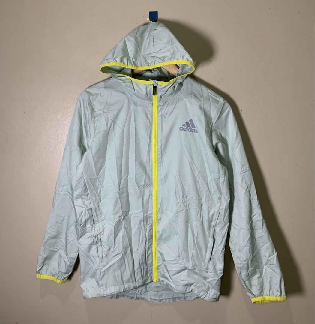 ADIDA* running jacket (Category: Activewear) located in Molave. Submitted by mysticbird_38213e (Listing ID 1465878207, Image 2). Description: Dri fit / Quick dry Reflectorized AS new PACKABLE.