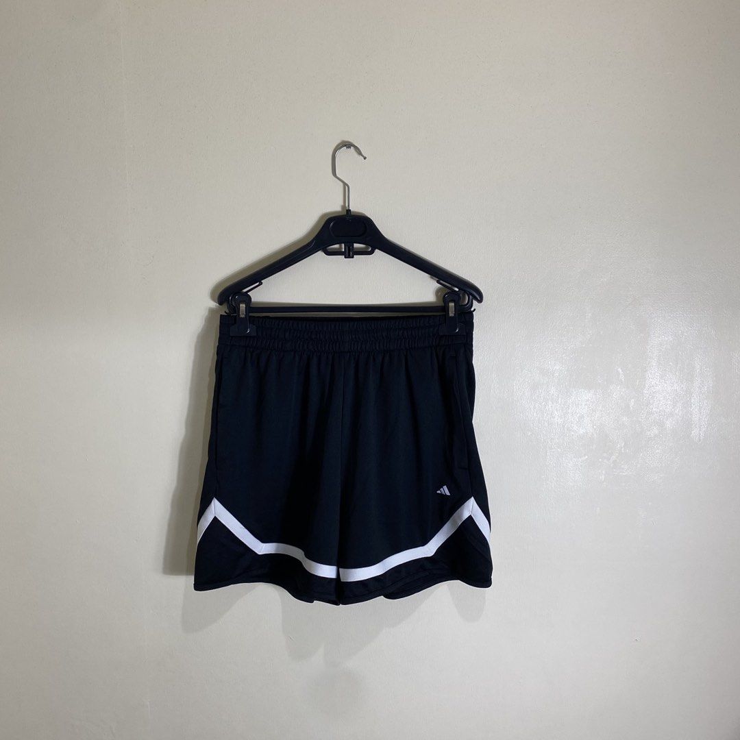 Adidas (Category: Activewear) located in Cebu City. Submitted by cjakosalem02 (Listing ID 1465934929, Image 3). Description: .