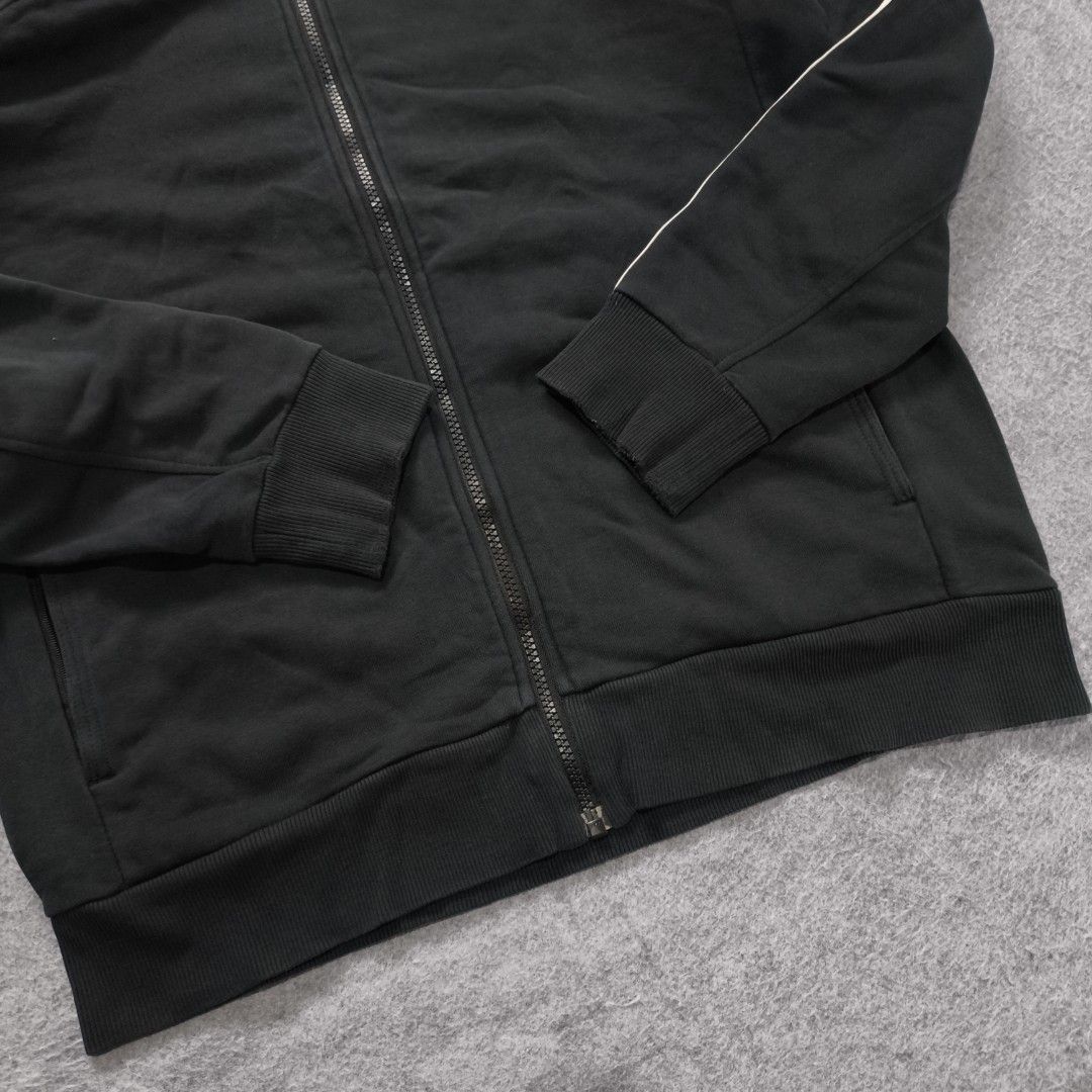 Adidas 3 Line Climalite Zip Up (Category: Activewear) located in Manila. Submitted by shykes_26 (Listing ID 1465760491, Image 3). Description: Dimensions Width - 22.5 Length - 28 Size on tag - L Issues - Scratches (ribbings).
