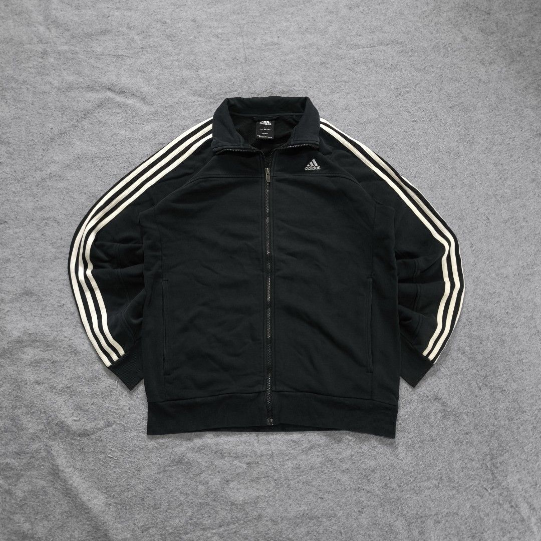 Adidas 3 Line Climalite Zip Up (Category: Activewear) located in Manila. Submitted by shykes_26 (Listing ID 1465760491, Image 1). Description: Dimensions Width - 22.5 Length - 28 Size on tag - L Issues - Scratches (ribbings).