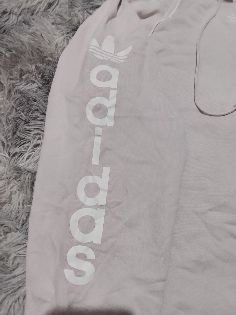 Adidas Boxy Mid Trifoil with SideScript Pullover Hoodie Small (Category: Coats, Jackets and Outerwear) located in Davao. Submitted by thevintagehunterdvo (Listing ID 1465842849, Image 3). Description: Width 23 Length 26 499+144 sf.