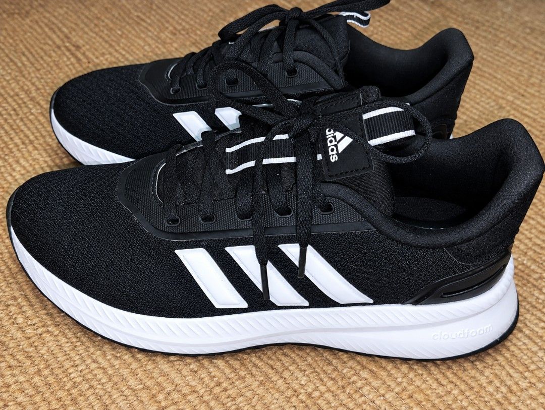 Adidas Cloudfoam Black White Running Shoes (Category: Sneakers) located in Caloocan City. Submitted by fabshoppe_08 (Listing ID 1465946562, Image 2). Description: 🌼 ADIDAS RUNNING SHOES 🌼 💸💸 2,000 ONLY 💸💸 💸💸 2,000 ONLY 💸💸 📍 MAY BAWAS PA SA SURE BUYER ☘️ LIKE NEW CONDITION ☘️ 💯 AUTHENTIC ❌ NO BOX ❌ 🌼 SIZE ; US 8.5 📍 Location ; North Caloocan 🌼 SOLE MATERIAL ; Rubber 🌼 Shaft height ; Ankle 🌼 OUTER MATERIAL ; Rubber 🌼 INNER MATERIA