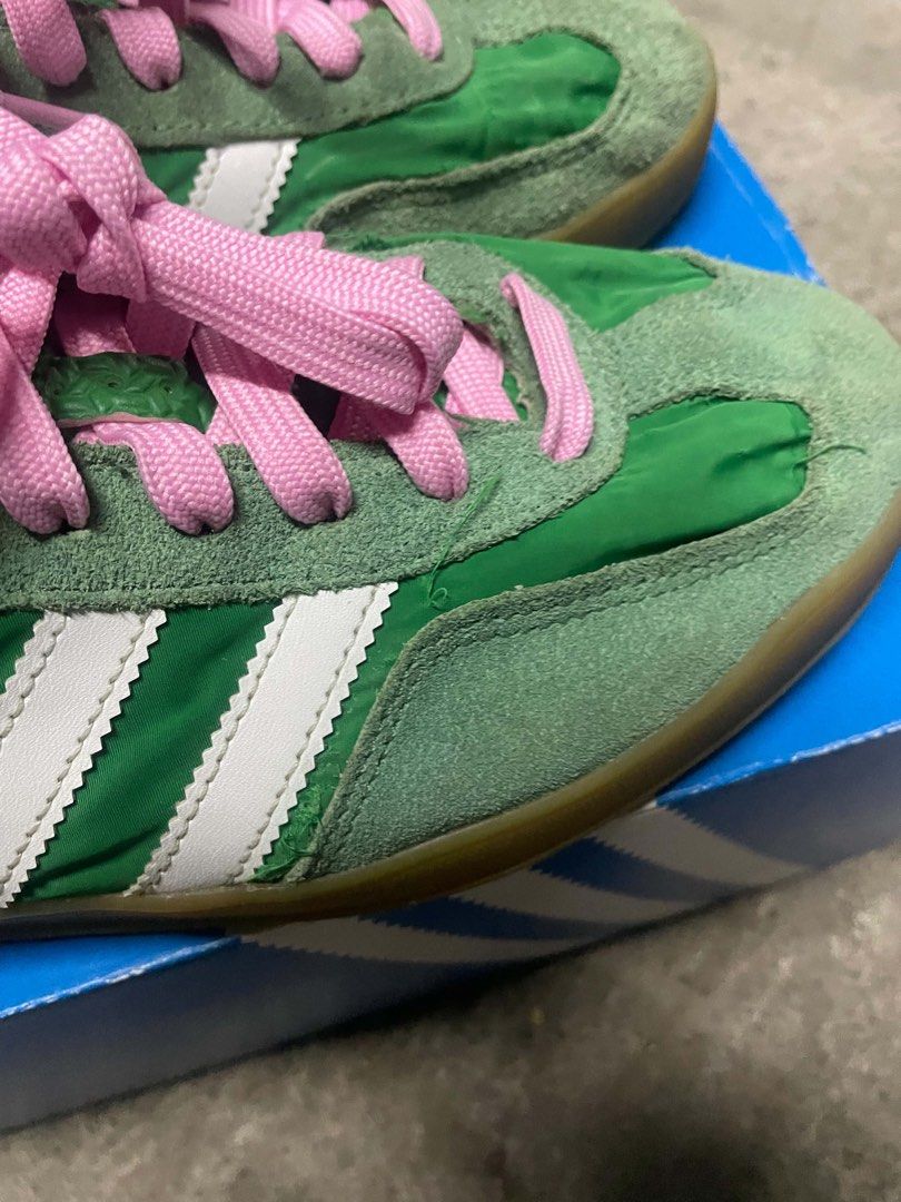 adidas gazelle indoor (Category: Casual Shoes) located in Manila. Submitted by kardashkenny (Listing ID 1465910904, Image 3). Description: FS! Gazelle Indoor (Green) ₱2K (Slight nego) Size 10 Mens Condi: 8.5/10 Bought in Footlocker Festival Mall Includes 2 Extra laces (Pink laces bought somewhere else) Issues: Slight wear and tear Can lalamove or meet up in SMDC Green 2 T3.