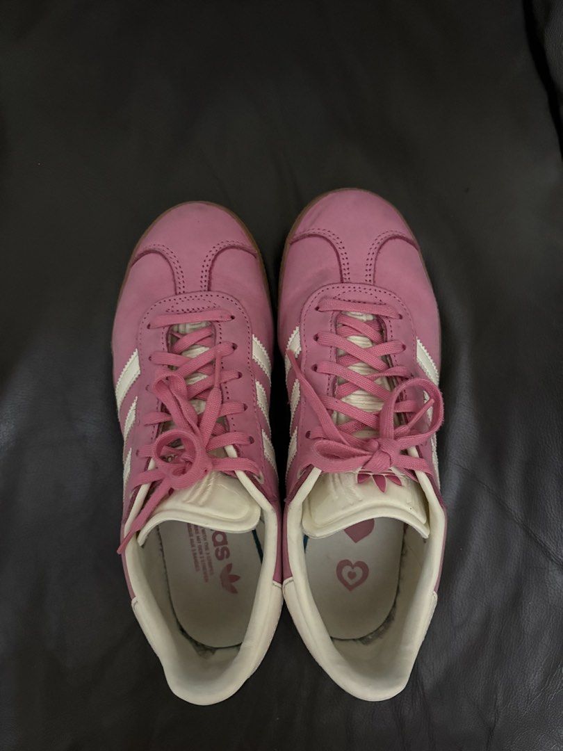 Adidas Gazelle Pink (Category: Sneakers) located in Pasig City. Submitted by misharisse (Listing ID 1465780703, Image 3). Description: - this is kids size but fits 35-36 foot size - this is very pretty just needs cleaning - guaranteed authentic bought this in dublin ireland (year 2024).