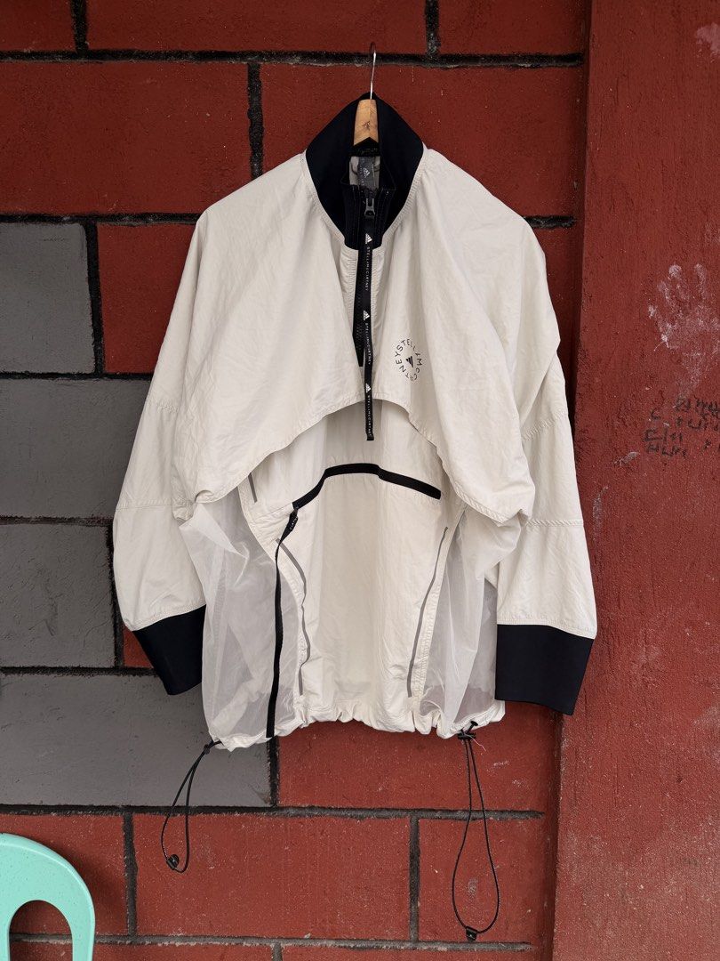 Adidas McCartney (Category: Coats, Jackets and Outerwear) located in Baguio. Submitted by mardimercredi14 (Listing ID 1465849370, Image 2). Description: 🔥 Adidas McCartney Dimensions: 30*30 Condition: excellent Color Rate: 10 ❌ needs laundry .
