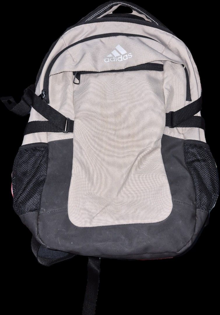 Adidas PRIMELIFT Backpack (Beige) (Category: Backpacks) located in Manila. Submitted by mvgc04 (Listing ID 1464355627, Image 2). Description: - Convenient side mesh pockets for water bottles or essentials - Ideal for school, work, or everyday carry DEFECT: burado na yung 3 stripes niya sa harap but it look goods pa rin naman Kindly message for actual pictures..