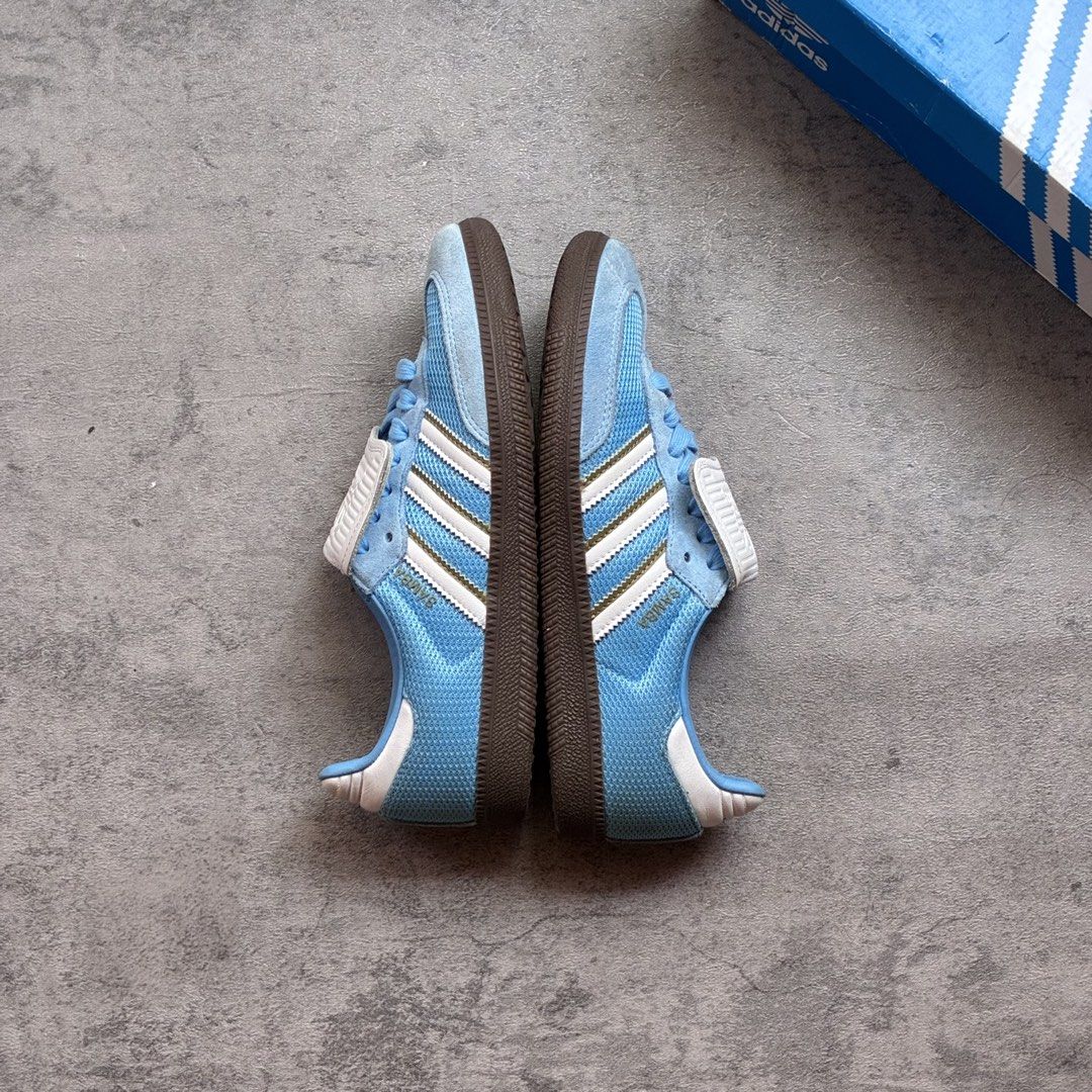 Adidas Samba Lt “Blue Burst” (Category: Sneakers) located in Iligan City. Submitted by gabrielsxn (Listing ID 1465783202, Image 3). Description: Adidas Samba Lt “Blue Burst” Size: US 6.5 | EU 39.5 | CM 24 ✅Excellent Condition Mine: ₱1,999.