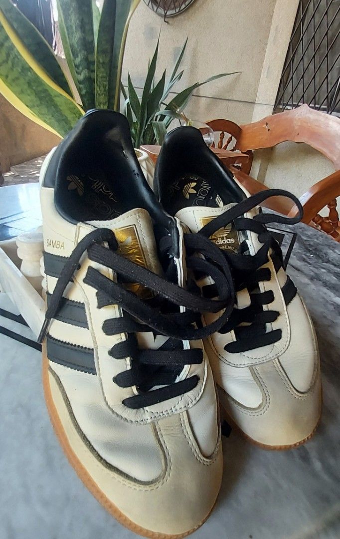 Adidas samba size 8.5 (Category: Shoe inserts) located in Talisay. Submitted by j-selectfinds (Listing ID 1465784330, Image 2). Description: used only less than 10 times. no box, no receipt. size 8.5 bought in Japan. RFS: declutter..