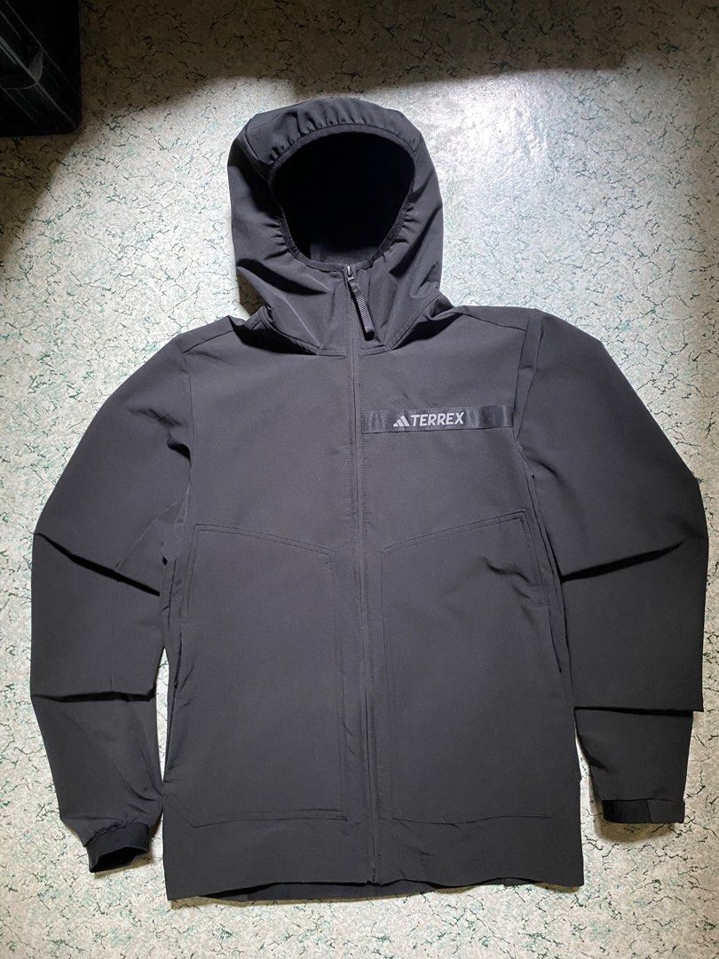 ADIDAS TERREX Multi Soft Shell Jacket Black Sz L (Category: Coats, Jackets and Outerwear) located in Mariveles. Submitted by luketrike (Listing ID 1465814617, Image 2). Description: Details👇 📌Brand- Adidas 🔖Size- L on tag 📌CONDITION- EXCELLENT! 📏Width in INCHES- 19.8 📏Length in INCHES- 27 📏Sleeves Length in INCHES- 26.5 📏Sleeves Width in INCHES- 11 📏Shoulder to shoulder in INCHES- 16.5 Tip: Compare these measurements to your favorite Jac