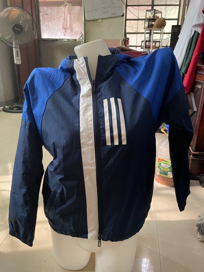Adidas wind jacket (Category: Coats, Jackets and Outerwear) located in Rizal. Submitted by allenrion (Listing ID 1465832089, Image 1). Description: Preloved adidas wind jacket Size: fits 18 inches armpit to armpit Price: 370 pesos Disclaimer: No brand affiliation. All items are thrifted and pre-owned. All trademarks, logos, and copyrights belong to their respective owners. .