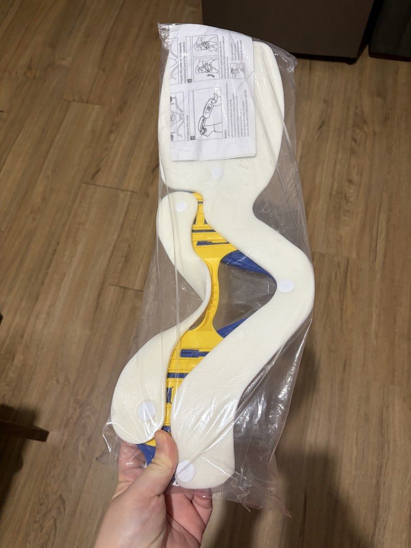 Adjustable Neck Brace Cervical Collar Medical Support (Category: Braces, Support & Protection) located in Taguig. Submitted by boldowl.1ea607 (Listing ID 1465791813, Image 2). Description: - Condition: Brand new, unopened in original plastic bag - Purpose: Provides reliable neck support and immobilization - Material: Sturdy plastic and comfortable foam construction - Design: Colorful blue, yellow, and white design - Usage: Easy-to-follow instruct