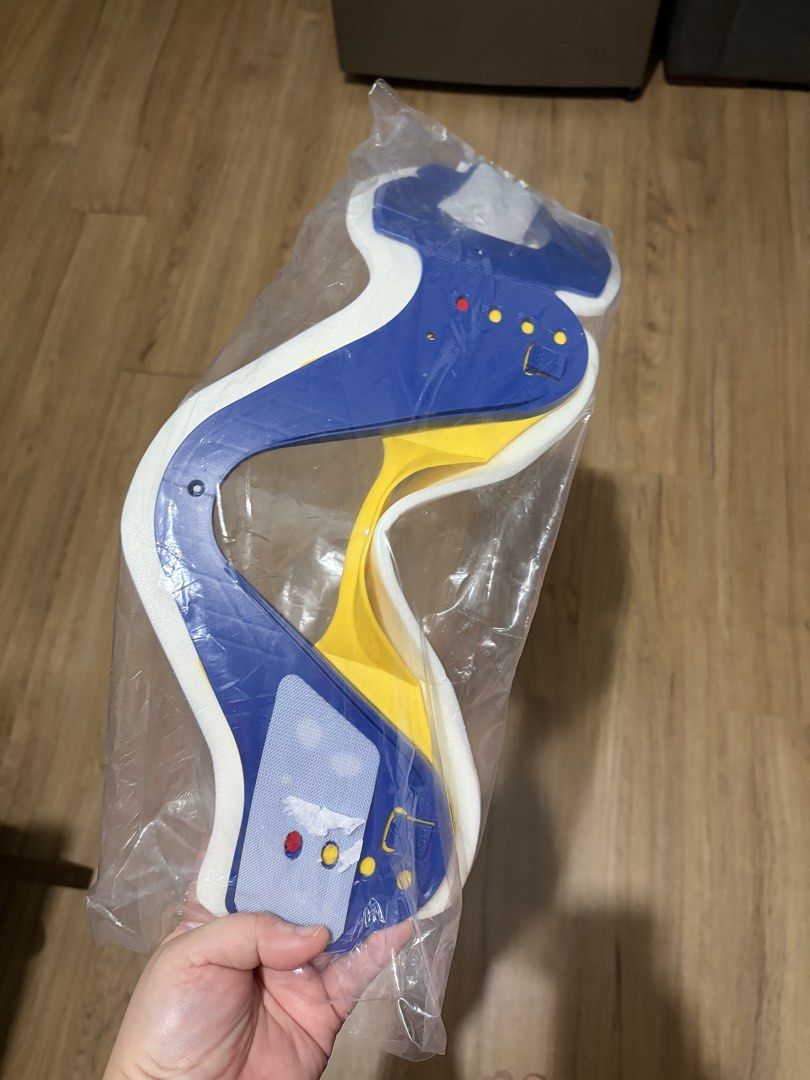 Adjustable Neck Brace Cervical Collar Medical Support (Category: Braces, Support & Protection) located in Taguig. Submitted by boldowl.1ea607 (Listing ID 1465791813, Image 1). Description: - Condition: Brand new, unopened in original plastic bag - Purpose: Provides reliable neck support and immobilization - Material: Sturdy plastic and comfortable foam construction - Design: Colorful blue, yellow, and white design - Usage: Easy-to-follow instruct