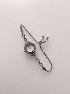 (Category: ) located in . Submitted by biascloset (Listing ID 1465827464, Image 1). Description: .