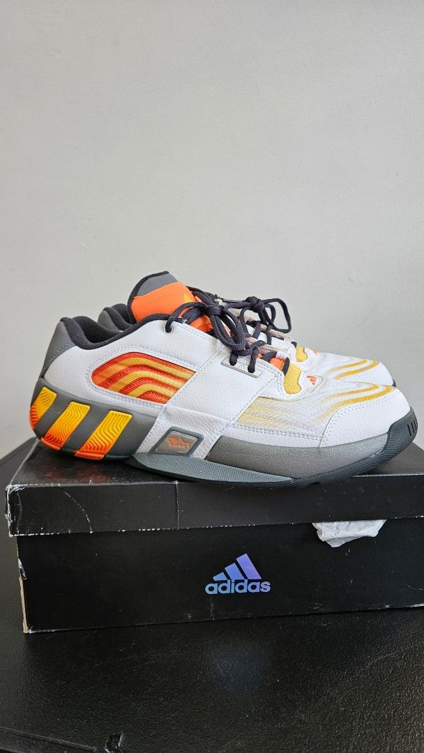 Agent Gil Restomod (Category: Sneakers) located in Quezon City. Submitted by oldbridgecycles (Listing ID 1465832288, Image 1). Description: Adidas Agent Gil Restomod Size US 11 slightly used 2800.
