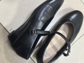 (Category: ) located in . Submitted by humairawardrobe (Listing ID 1465823728, Image 1). Description: .