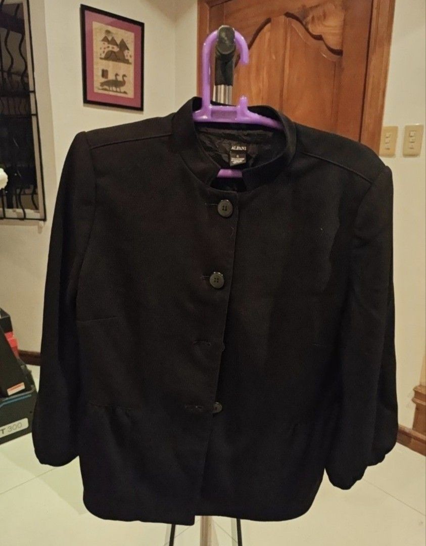 Alfani Black Jacket (Category: Coats, Jackets and Outerwear) located in Iloilo. Submitted by teezeewhyyy (Listing ID 1465934815, Image 1). Description: .