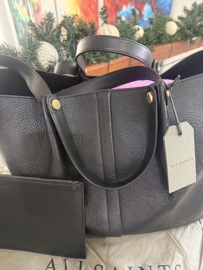 All Saints Leather Bag (Category: Luxury Bags & Wallets) located in Tagaytay City. Submitted by prelovedbytmj (Listing ID 1465839197, Image 2). Description: All Saints Leather Bag. Size Large. All leather..