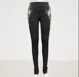 (Category: ) located in . Submitted by lovelypreloved1497 (Listing ID 1465900638, Image 1). Description: .