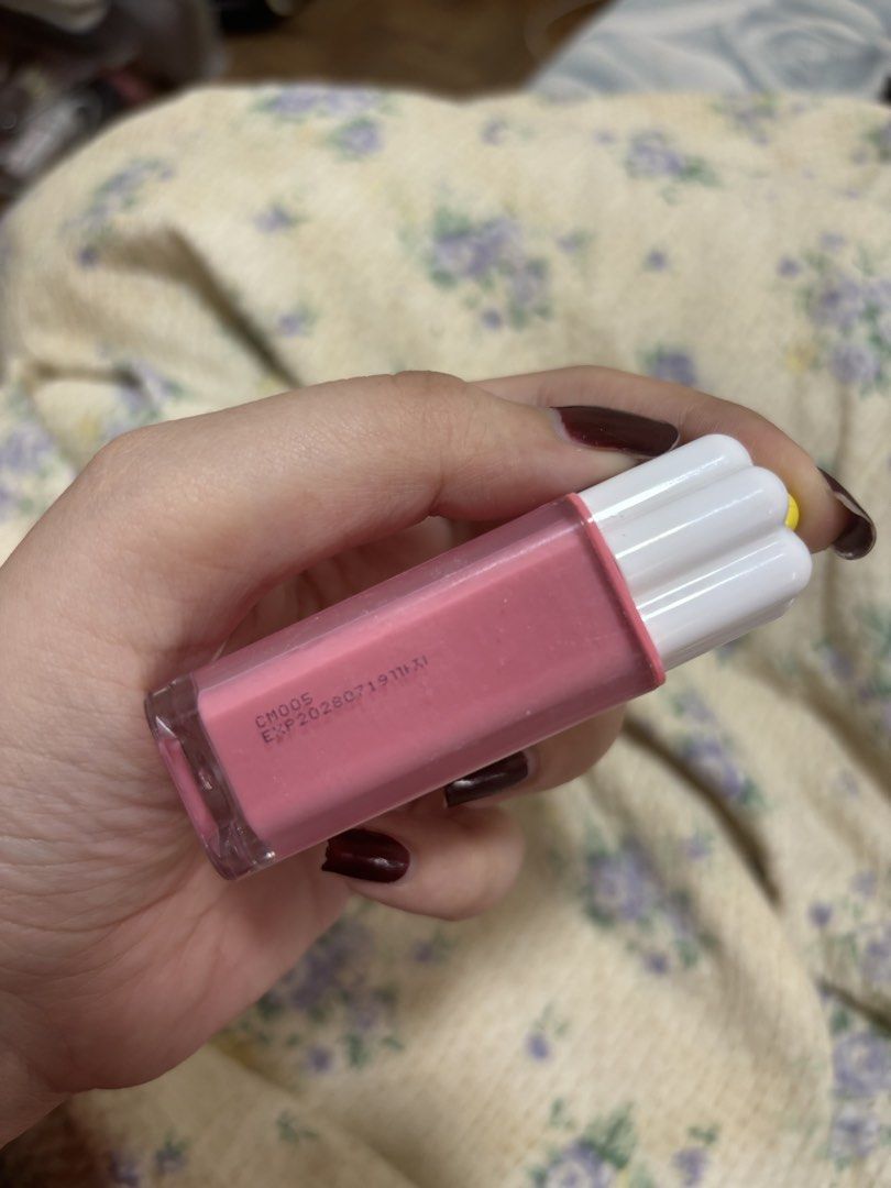 AMUSE Dew Tint 03 Healthy Boksoonga (Category: Makeup) located in Makati City. Submitted by FashionFactory (Listing ID 1465848056, Image 3). Description: - Brand: AMUSE - Product: Dew Tint - Shade: 03 Healthy Boksoonga (Light Pink) - Net Weight: 4g / 0.14 oz - Origin: Made in Korea - Expiry Date: 2028-07-19 - Special Detail: Cute flower cap design on the white applicator handle - Condition: Brand new and authentic.