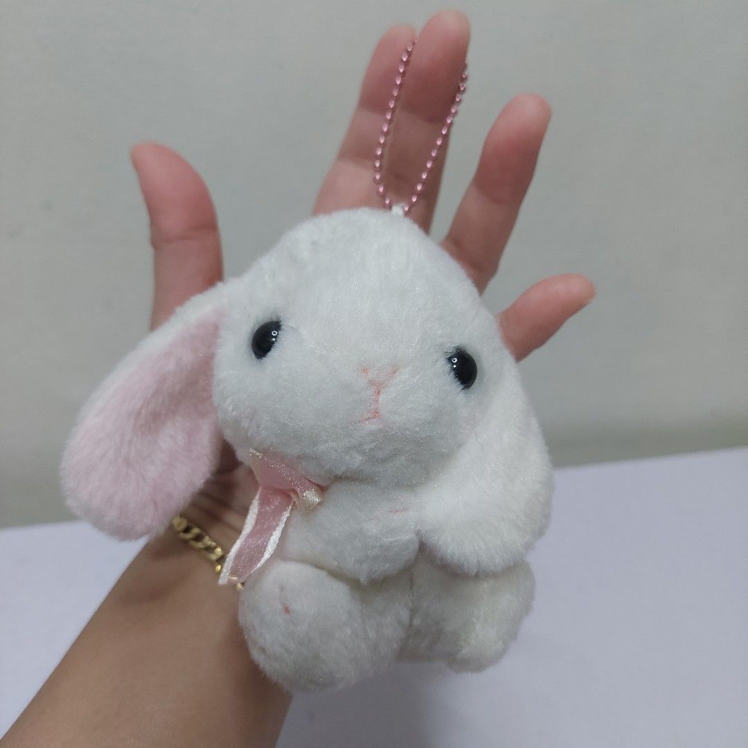 Amuse Shiroppy Plush Bag Charm 10cm (Category: Plushies & Soft Toys) located in Pasig City. Submitted by muffinstoysshop (Listing ID 1465845261, Image 3). Description: Amuse Shiroppy Plush Bag Charm 10cm - Size : 4 - INCH / 10 cm - Brand : Amuse - Quantity: 1 pc - Good as new - Cleaned & Sanitized - Good Condition - What you see is what you get! - Item ON HAND ready for shipping - A great gift or collection Please keep following and supporting us