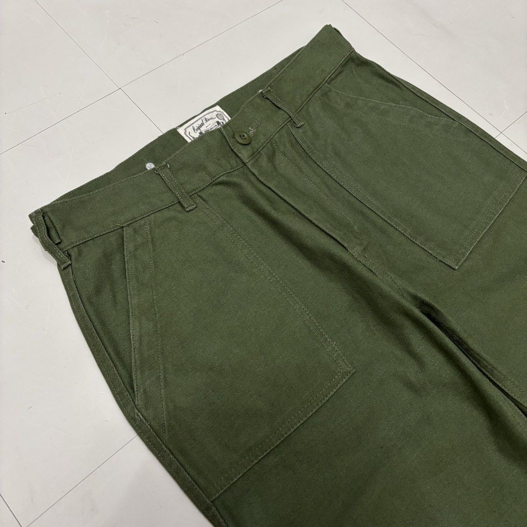 Annie Hall & Co., Military Baker Pants (Category: Trousers) located in Makati City. Submitted by bzspr (Listing ID 1465871863, Image 3). Description: Annie Hall Military Baker Pants Waist 32 inches Length 40 inches Leg Opening 8.5 inches.