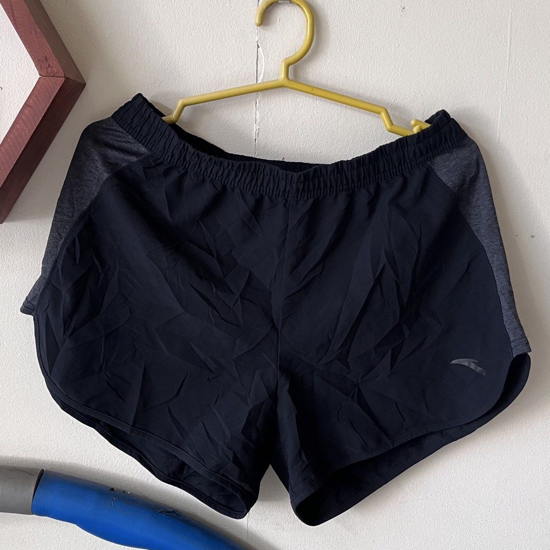 ANTA Running Short No Liner (Medium) (Category: Activewear) located in Manila. Submitted by dayclutter (Listing ID 1465898883, Image 1). Description: Dimes: Waist 26-32 inches Length 10-12 inches.