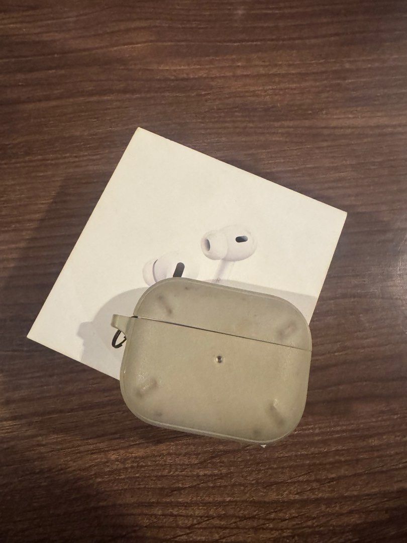 Apple AirPods Pro Model A3047 (Category: Headphones & Headsets) located in Taguig. Submitted by jhnlndllcndn (Listing ID 1465495763, Image 1). Description: - Authentic Apple AirPods Pro (Model: A3047) - Right AirPods ONLY and charging case - Serial Number: KQPN44DYHP - Software Version: 8B28 - Condition: Fully functional and ready to pair - Warranty: Expired - RFS: upgraded to AirPods Max / Declutter.