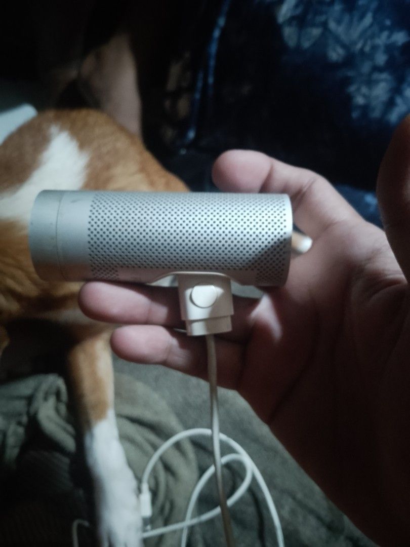 apple isight (Category: Webcams) located in Manila. Submitted by ryan061584 (Listing ID 1465949852, Image 3). Description: apple isight webcam year 2003 model 2k only pickup lang po call or txt nalang po sa interesado open swap sa sony psp or any portable gaming console.