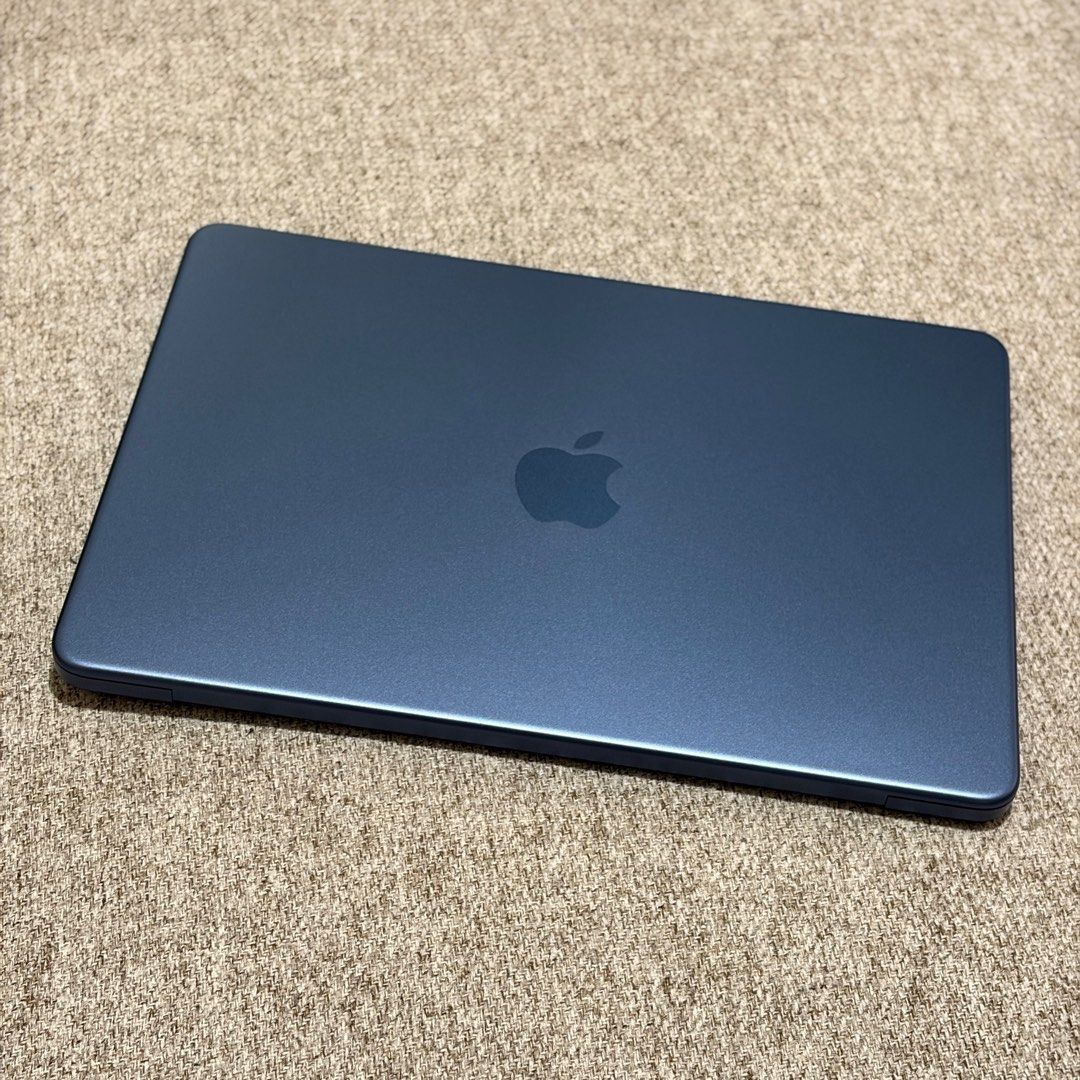 Apple MacBook Neo Blue Apple A18 Pro 8GB RAM (Category: Laptops & Notebooks) located in Makati City. Submitted by annacali (Listing ID 1465914198, Image 3). Description: MacBook Neo 13” — A18 / 8GB — ₱39,000 Selling my 4-month-old MacBook Neo 13”. 📅 First used: July 2026 🔋 Battery Cycle Count: 9 only 🔋 Battery Health: 100% ⚡ Chip: Apple A18 💾 RAM: 8GB 🛡️ Apple Warranty: Until July 2, 2027 💰 Current brand-new price: ₱54,990 🏷️ Selling for: 