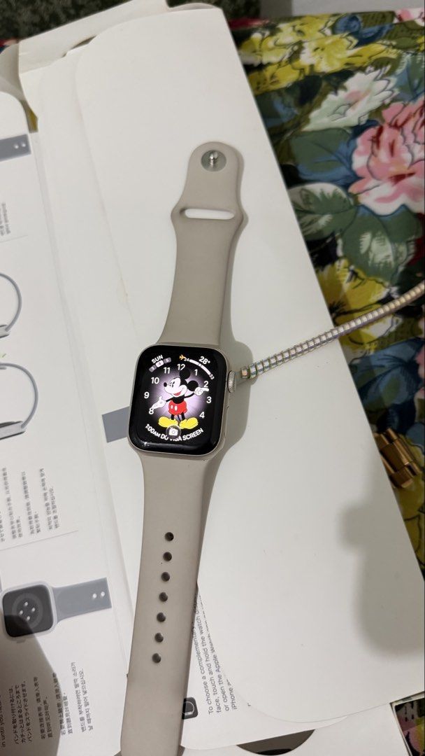 Apple watch SE 2nd gen (Category: Wearables & Smart Watches) located in Bulacan. Submitted by spamsushibake (Listing ID 1465888529, Image 2). Description: Apple Watch 2nd gen SE 40mm GPS 32gb Batt health: 93% Storage: 32gb Original apple charger Original box included Original strap included Minimal scratches dahil sa pagpapalit ng strap rfs: upgrade meet up: robinson malolos/acro guiguinto .