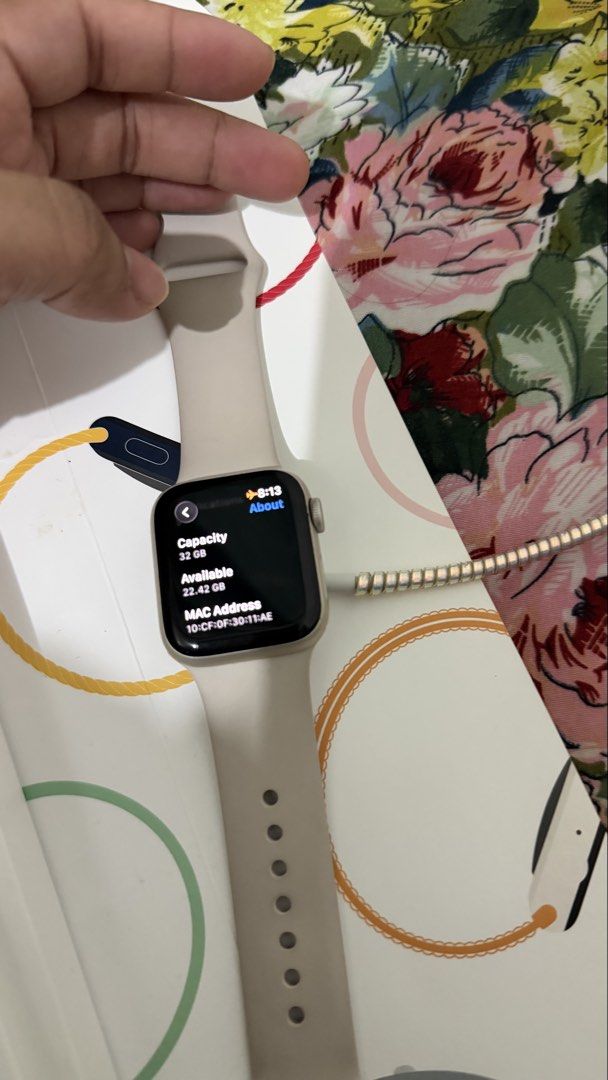 Apple watch SE 2nd gen (Category: Wearables & Smart Watches) located in Bulacan. Submitted by spamsushibake (Listing ID 1465888529, Image 3). Description: Apple Watch 2nd gen SE 40mm GPS 32gb Batt health: 93% Storage: 32gb Original apple charger Original box included Original strap included Minimal scratches dahil sa pagpapalit ng strap rfs: upgrade meet up: robinson malolos/acro guiguinto .