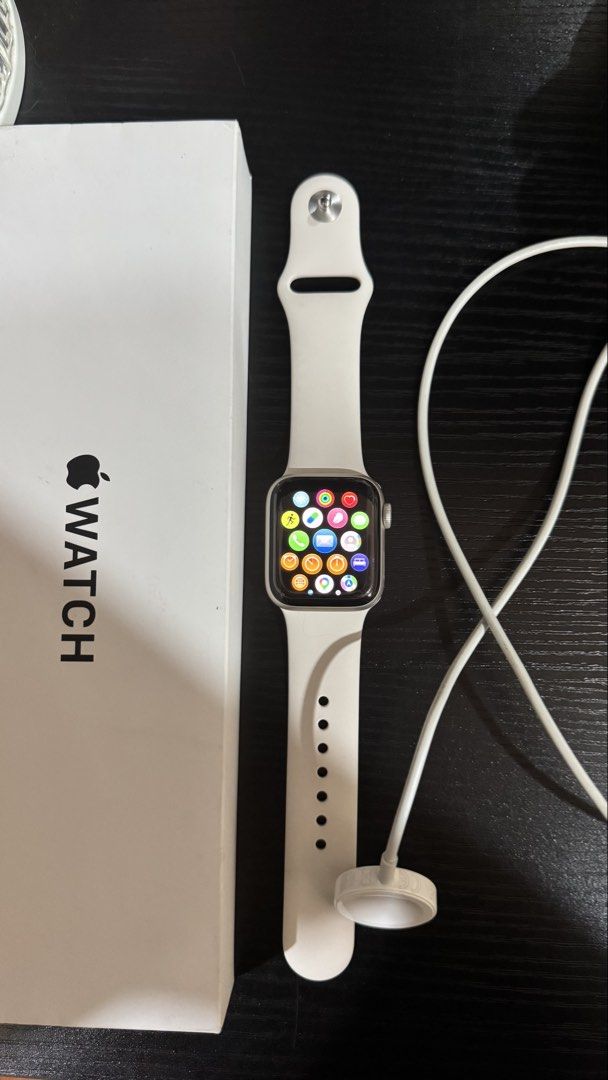 Apple Watch SE 2nd Gen (GPS) 40MM (Category: Wearables & Smart Watches) located in Pasig City. Submitted by rjadejesus (Listing ID 1465822237, Image 2). Description: Selling my Apple Watch SE 2nd Generation 40mm GPS 32GB. 🤍 Condition: Like New 🔋 Battery Health: 79% 📱 Storage: 32GB 📏 Size: 40mm 📡 GPS 🔌 Original Apple Charger 📦 Original Box Included ⌚ Original Strap Included ✅ No major scratches/dents ✅ Complete original accessories ✅ Clean 