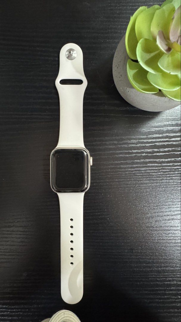 Apple Watch SE 2nd Gen (GPS) 40MM (Category: Wearables & Smart Watches) located in Pasig City. Submitted by rjadejesus (Listing ID 1465822237, Image 3). Description: Selling my Apple Watch SE 2nd Generation 40mm GPS 32GB. 🤍 Condition: Like New 🔋 Battery Health: 79% 📱 Storage: 32GB 📏 Size: 40mm 📡 GPS 🔌 Original Apple Charger 📦 Original Box Included ⌚ Original Strap Included ✅ No major scratches/dents ✅ Complete original accessories ✅ Clean 