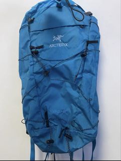 （分類：）位於 。 由 secondfind.0688 提交（商品編號 1465885431，圖片 1）。簡介： 。