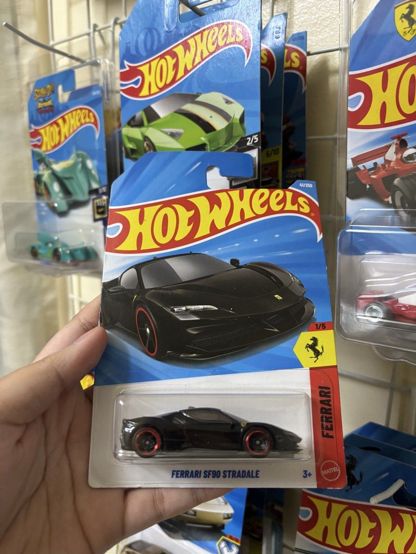 Assorted hotwheels (Category: Vehicle & Diecast Models) located in Manila. Submitted by izmxrga (Listing ID 1465865631, Image 2). Description: pm for price.