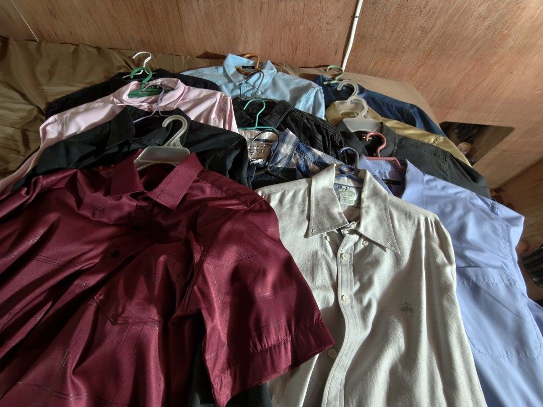 Assorted Men long/short sleeve polos 13 pcs (Category: Tshirts & Polo Shirts ) located in Caloocan City. Submitted by alpahigon (Listing ID 1465849860, Image 1). Description: medium - large sizes Rfs: decluttering .