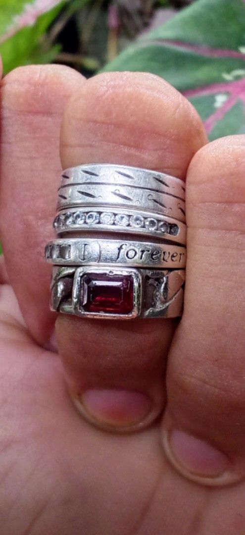 Assorted vintage Silver 925 Rings (Category: Rings) located in Daanbantayan. Submitted by mvs08_collectibles (Listing ID 1465783517, Image 1). Description: - Bundle of 4 stackable rings - Material: 925 Solid Sterling Silver sizes 5-8 estimate bought it from jap. surplus at unisilver (2015) 2k take all .