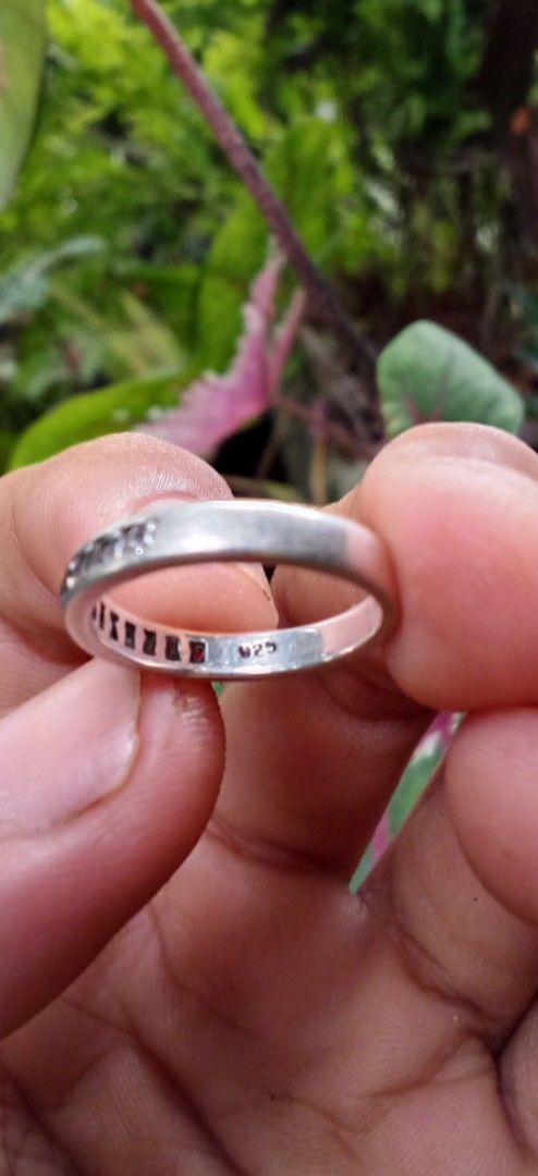 Assorted vintage Silver 925 Rings (Category: Rings) located in Daanbantayan. Submitted by mvs08_collectibles (Listing ID 1465783517, Image 3). Description: - Bundle of 4 stackable rings - Material: 925 Solid Sterling Silver sizes 5-8 estimate bought it from jap. surplus at unisilver (2015) 2k take all .