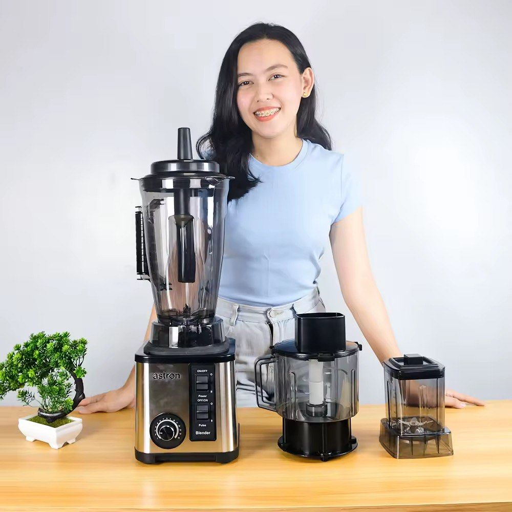 Astron BL-321 3-in-1 Blender (Category: Juicers, Blenders & Grinders) located in Caloocan City. Submitted by alyonak (Listing ID 1465857901, Image 3). Description: - 3-in-1 kitchen essential: includes motor base, large blending jug, food processor, and grinding cup - Multi-speed settings with convenient pulse function for total control - Stylish and durable stainless steel and black plastic body - Perfect for making smoothies, food prep, and grin