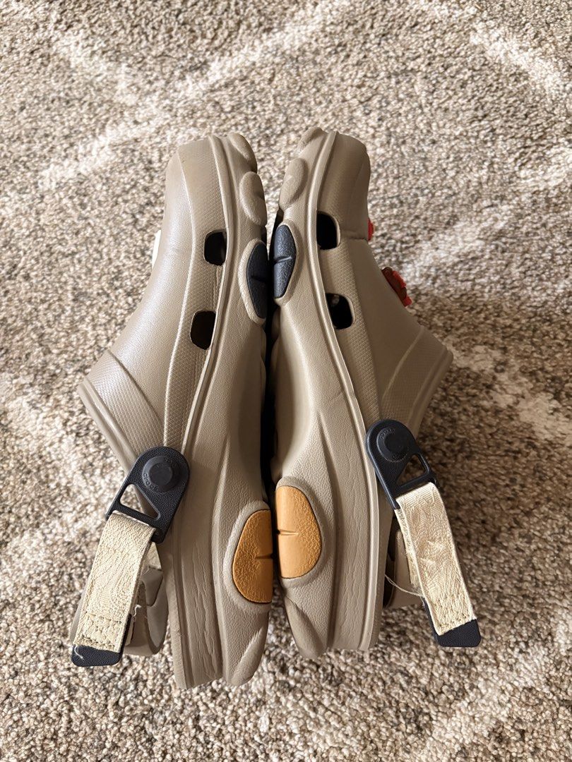 Auth Preloved Crocs Adult (Category: Slippers & Slides) located in Paranaque City. Submitted by silentstone.dolphin (Listing ID 1465823813, Image 2). Description: Size M7 / W 9.. Super Nice in Actual😍.