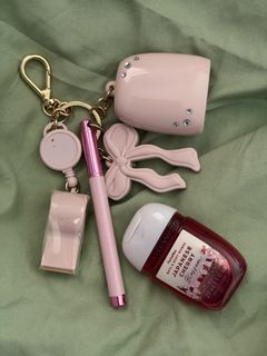 (Category: ) located in . Submitted by itsrarapreloved (Listing ID 1465839840, Image 1). Description: .