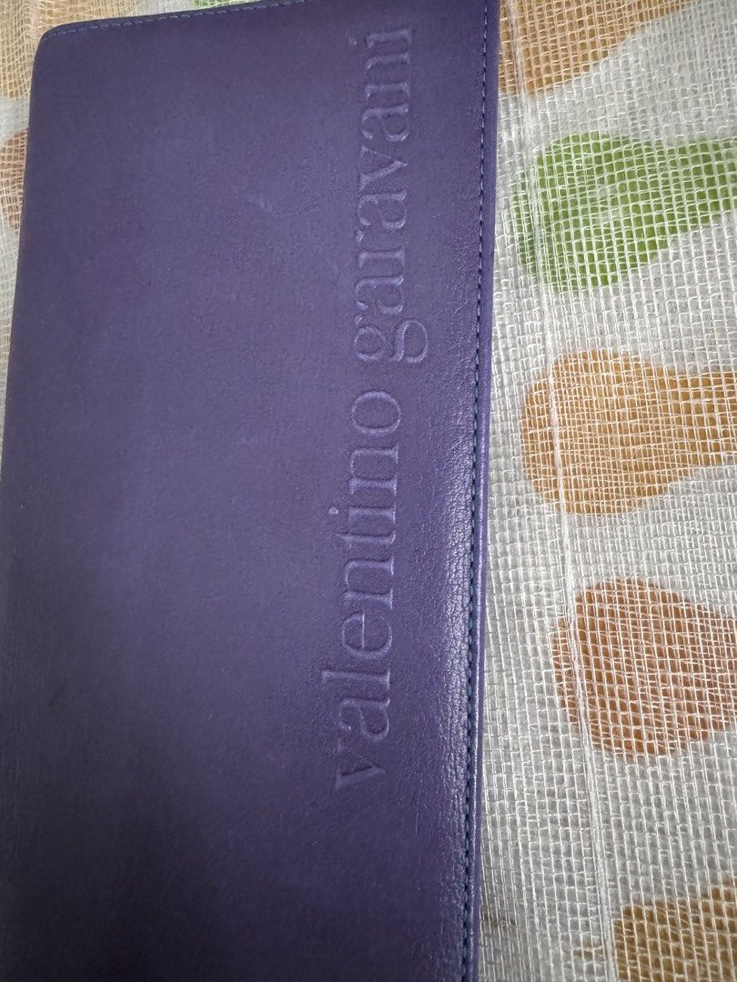 Authentic Valentino Garavani long wallet (Category: Luxury Bags & Wallets) located in Marikina City. Submitted by luvbags40524 (Listing ID 1465850393, Image 2). Description: Good condition Slight sign of used Ling wallet Dm for interested .