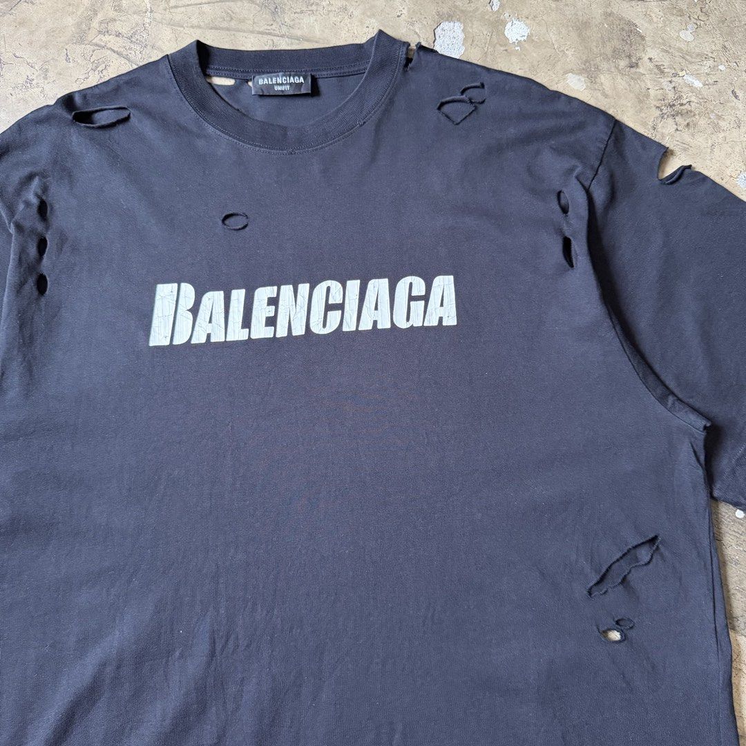Balenciaga - 2020 Destroy Flatground Print Tee (Category: Tshirts & Polo Shirts ) located in Cavite. Submitted by 4118.ph (Listing ID 1465869087, Image 3). Description: XXS oversized fits XL-XXL Excellent condition Width 24” Length 33”.
