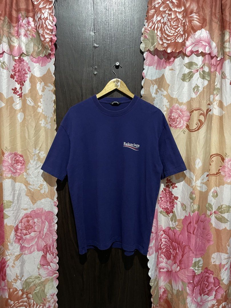 BALENCIAGA TSHIRT (Category: Tshirts & Polo Shirts ) located in Cagayan de Oro. Submitted by dwight_666 (Listing ID 1465865520, Image 1). Description: BALENCIAGA T-SHIRT size xs on tag 21x29 complete tags excellent condition flawless no issue color rate: 9.7/10.