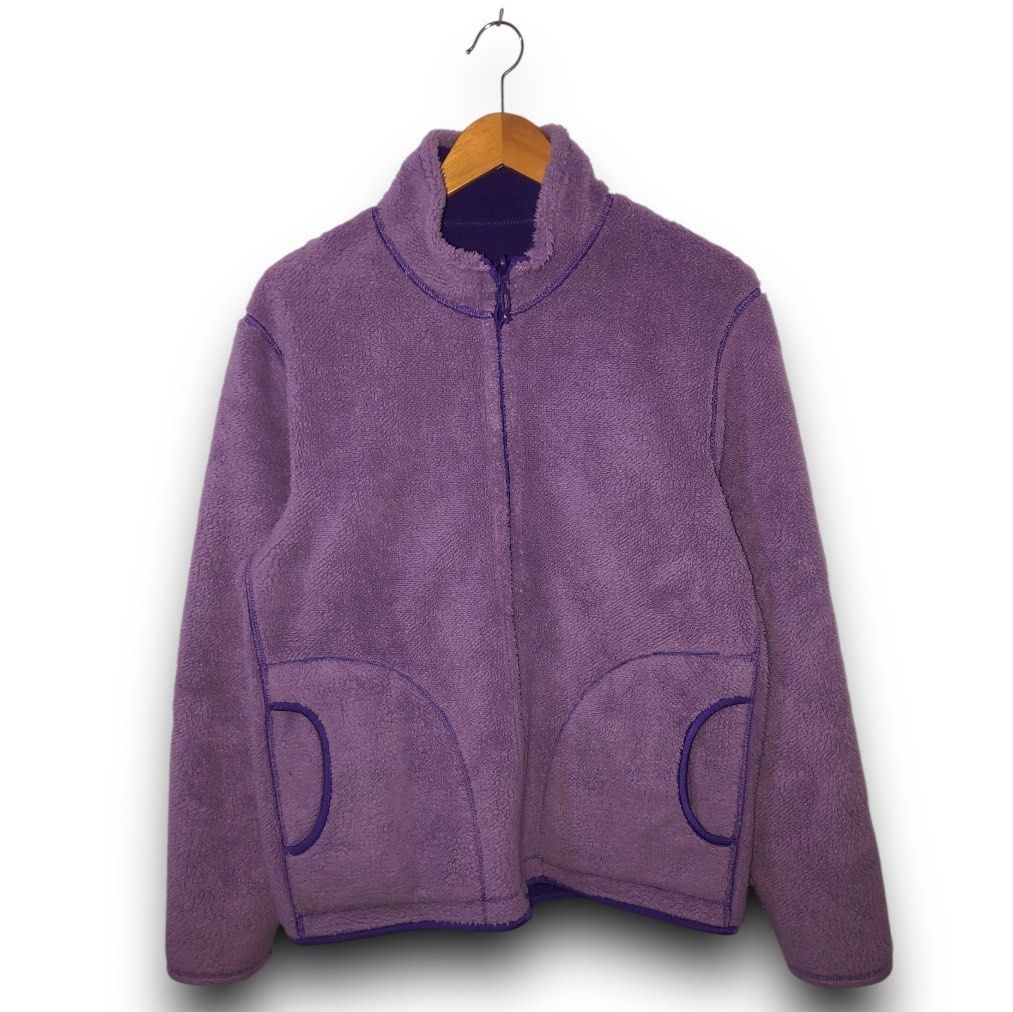 Baleno Reversible Jacket (Category: Coats, Jackets and Outerwear) located in Puerto Princesa. Submitted by vanjagmis (Listing ID 1465846230, Image 1). Description: Baleno Reversible Jacket ♻️SIZE: Medium/Large ♻️DIMENSION: 22 x 26.5 ♻️CONDITION: Excellent ♻️ISSUE: None 💸MINE: 200 Only🏷️ 🚨No return and exchange. 🚨Check all the details and pics before purchasing the item. 🚨Color may vary due to lighting. 🚨Manage your expectations since all it