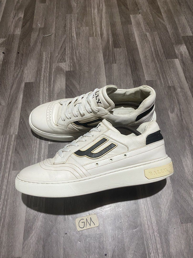 Bally Triumph Sneaker (Category: Sneakers) located in Cebu City. Submitted by freemoon.b85e0c (Listing ID 1465949873, Image 3). Description: Bally Triumph Sneaker Legit:2nd hand Size 9D us/8 uk/42.5 euro/27 cm Price 980 plus sf Heel and toe drags.