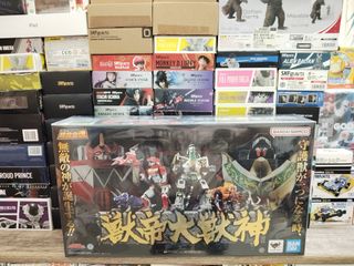 Bandai Soul of Chogokin Megazord Dragonzord Titanus Set, Toys ...