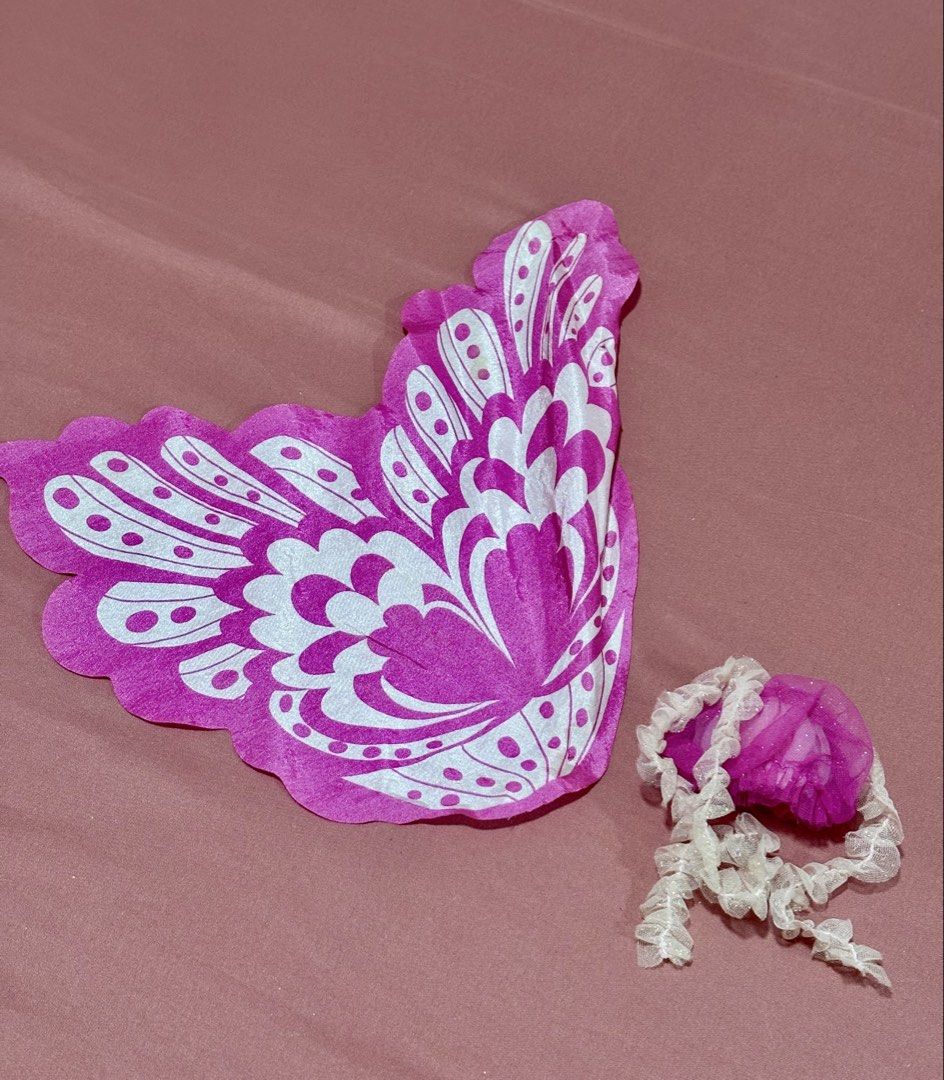 Barbie Mermaidia Outfit Set (Category: Action & Battle Toys) located in Manila. Submitted by peachyypink (Listing ID 1465825045, Image 1). Description: Skirt and One wing .