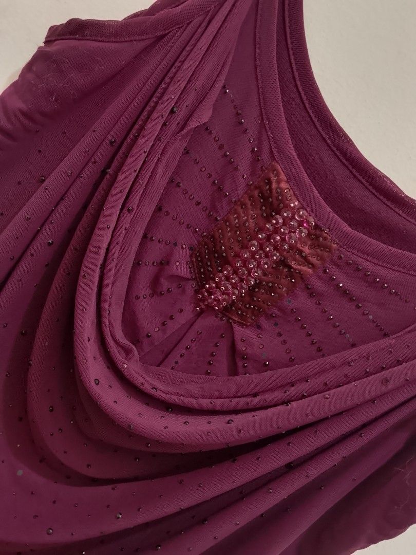 Beaded Plum Evening/Outside Top (Category: Others Tops) located in Rizal. Submitted by keylla_cadiena (Listing ID 1465907885, Image 3). Description: Super pretty in Person✨ Color Plum/Deep purple💜 adjustable strap Can fit on S-L missing breaded but not noticeable Can do lower Pr 65% cotton and 35% acrylic rfs: need blood test Pr + sf.