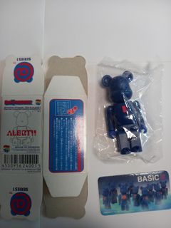 （分類：）位於 。 由 bearbrick2001 提交（商品編號 1465791784，圖片 1）。簡介： 。